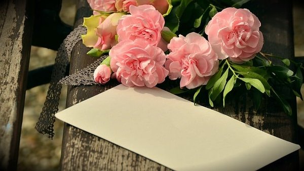 Comment surprendre son partenaire avec une décoration florale pour la Saint-Valentin ?
